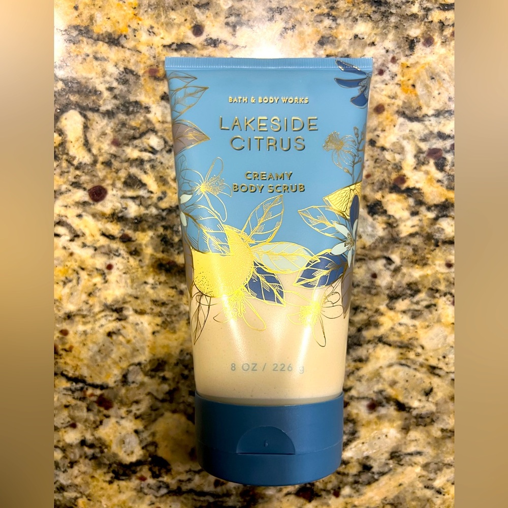 Bath and Body Works Lakeside Citrus Body scrub!!